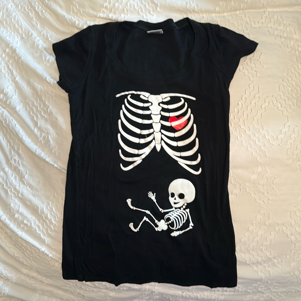 Maternity skeleton tee
